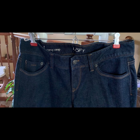 SOLD Ann Taylor LOFT Curvy Crop Jeans - Picture 2 of 4